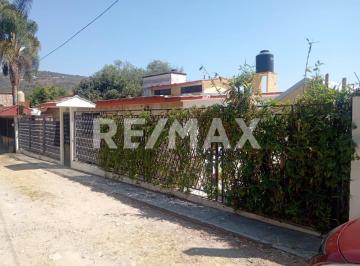 Casa en condominio · 329m² · 6 Recámaras · 3 Estacionamientos · Casa de un Nivel con 6 Habitaciones en Venta, Ixtapan de La Sal, Estado de México. - (4)
