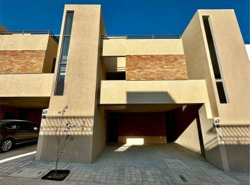 Casa en condominio · 215m² · 1 Recámara · Renta Casa Nueva Amplia Residencial Zaru Cerca Zibata Zakia Hospital Universidad Anahuac