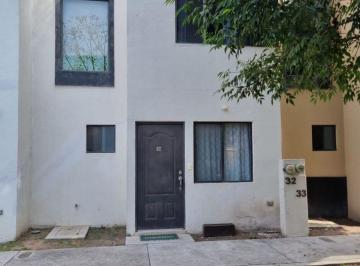 Casa en condominio de 2 habitaciones, El Marqués · Casa en Venta Rincones del Marques Privada Porton Electrico Frente Area Verde Se Aceptan Creditos