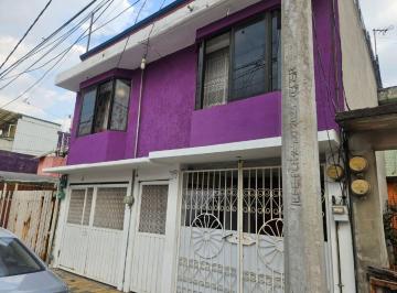 Dúplex de 3 habitaciones, Tultitlán · Vendo Casa Dúplex en Planta Alta en Izcalli del Valle, Tultitlán