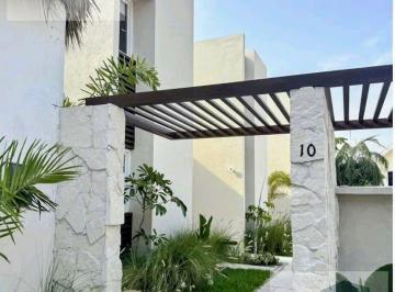Casa · 130m² · 3 Recámaras · 2 Estacionamientos · Casa en Fraccionamiento Rincon del Conchal