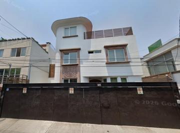 Casa de 4 habitaciones, Miguel Hidalgo · Venta de Casa por Medio de Remate Bancario