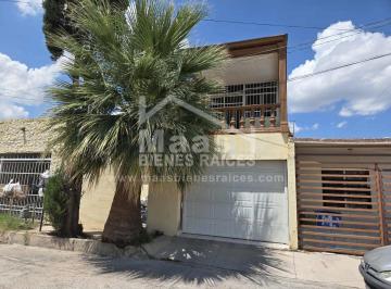 Casa de 4 habitaciones, Chihuahua · Bonita Casa en Venta en Quintas Carolinas en Chihuahua