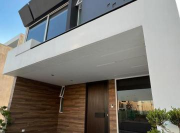 Casa · 260m² · 4 Recámaras · Casa en Equipamiento Zona Cementos Atoyac