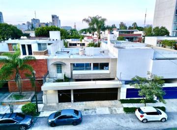Casa de 5 habitaciones, Guadalajara · Casa en Venta en Colonia Juan Manuel, Zona Monraz, Gdl.