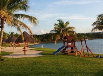 Terreno / Lote · 422m² · Terrenos en Venta de Varios Tamaños, Residencial Lagos del Sol Cancún