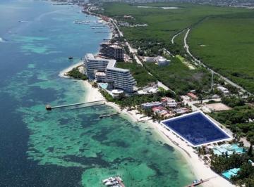 Terreno / Lote · 4890m² · Terreno en Venta Frente a La Playa, Costa Mujeres Cancún, 3,340 m
