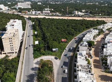 Terreno / Lote · 21000m² · Terreno en Venta, Av Huayacan, Cancún