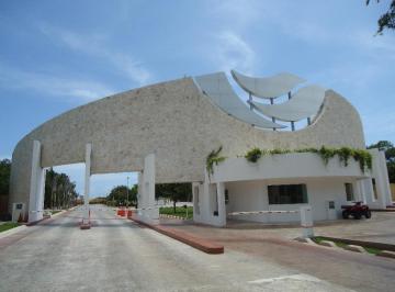 Terreno / Lote · 360m² · Terreno en Venta en Lagos del Sol, 360 m. en Cancún