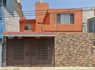 Casa de 3 habitaciones, Gustavo A. Madero · Casa en Remate en Acueducto de Guadalupe Gustavo A. Madero