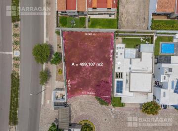 Terreno / Lote · 499m² · Terreno en Venta Frente a Área Verde en La Vista Residencial