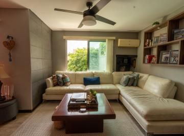 Departamento · 180m² · 3 Recámaras · 3 Estacionamientos · Departamento en Campestre