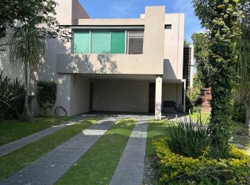 Casa en condominio de 4 habitaciones, Zapopan · Casa en Venta Valle Real, Zapopan. Paseo San Arturo