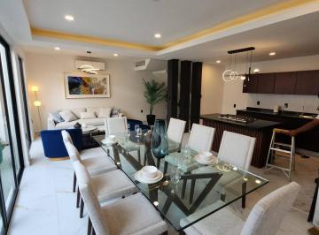 Casa · 240m² · 3 Recámaras · 2 Estacionamientos · Venta de Casa en Punto Lomas Climatizada