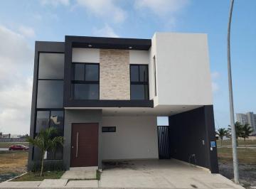 Casa · 169m² · 3 Recámaras · 2 Estacionamientos · Venta de Casa en Residencial Punto Lomas