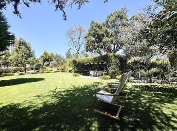 d54d9990f06a854300d29d84e467735d62492c2461a9202a26d2238ec066a1da · Residencia de Lujo en Bosque Real con Espectacular Jardín de 700 m²
