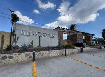 Nave industrial · 1933m² · 4 Estacionamientos · Naves Industriales en Preventa Cerca del Aeropuerto de Guadalajara | Diamante Park