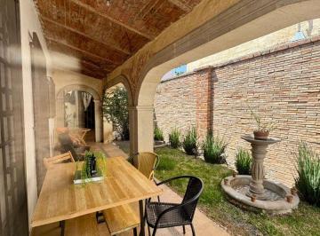 Casa de 3 habitaciones, León · Casa Comercial en Venta en La Arbide