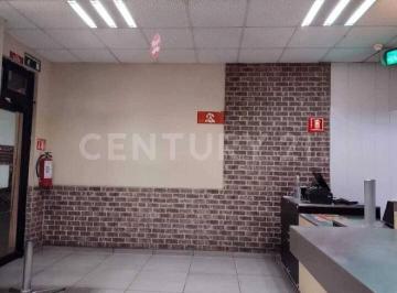 Local comercial · 161m² · 7 Estacionamientos · Renta Local Comercial Sobre V. Carranza Norte Saltillo
