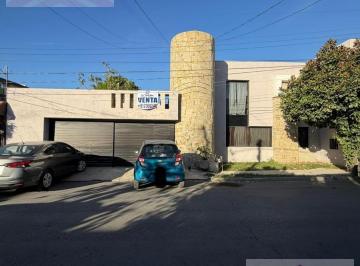 FACHADA PRINCIPAL · Amplitud Total en El Sur de Monterrey