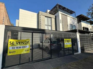 Casa de 4 habitaciones, Zapopan · Se Vende o Renta Casa en Bosques Vallarta, Zapopan, Jal