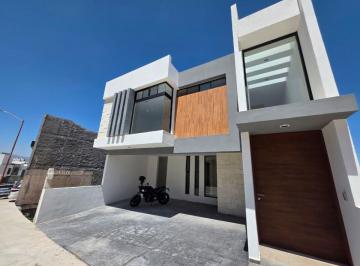 Casa de 3 habitaciones, San Luis Potosí · Casa en Venta en Lomas de Chapultepec | $7.945 Mdp