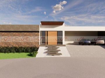 Casa · 1566m² · 6 Recámaras · 6 Estacionamientos · Casa en Venta en Renacimiento