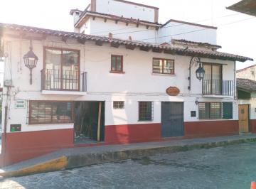 Casa · 194m² · 2 Recámaras · Inversión en Valle de Bravo: 2 Locales Comerciales + Departamento en Zona de Alta Afluencia - (4)