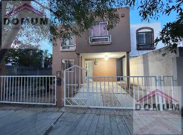 Casa · 85m² · 3 Recámaras · Casa en Venta en Mitras Poniente