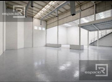 Edificio · 520m² · Propiedad a un Costado del Ortiz Mena