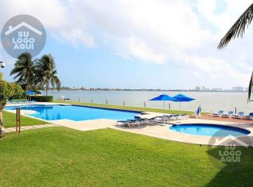 Departamento · 236m² · 3 Recámaras · 2 Estacionamientos · Departamento en Venta en Isla Dorada Cancun