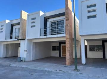 1 · Casa en Venta en Ampliación Senderos, Torreón, Coahuila de Zaragoza