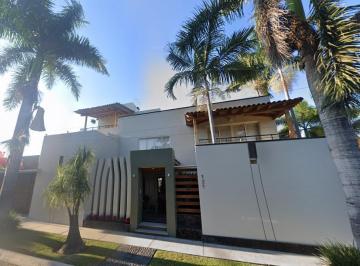 Casa de 5 habitaciones, Colima · Casa en Venta de La Paz 121 Colonia Santa Barbara Colima