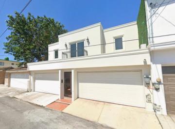 Casa de 5 habitaciones, Tampico · Preciosa Propiedad en Venta en Tampico Tamaulipas a Precio de Remate!