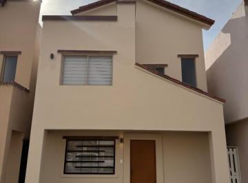 Casa de 3 habitaciones, Hermosillo · Casa en Venta, Real de Castilla Hermosillo, Son.