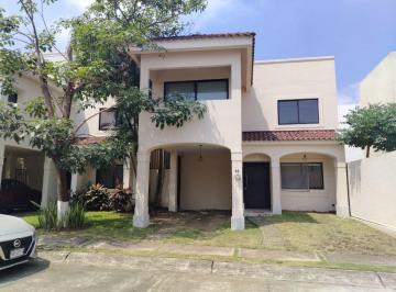 Casa en condominio de 3 habitaciones, Boca del Río · Renta Casa Equipada en Quintas de Andalus Cerca de Boca del Río