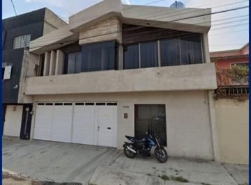 Casa de 4 habitaciones, Puebla · Venta de Casa en Jardines de San Manuel, Puebla