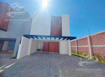 Casa · 270m² · 3 Recámaras · Casa en Atlihuetzia, Yauhquemecan Tlaxcala