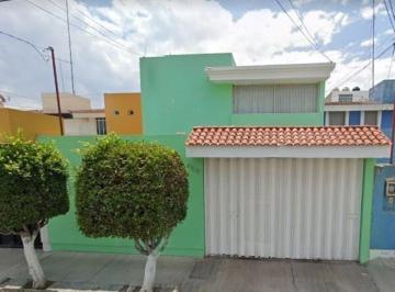 Casa de 4 habitaciones, Tehuacán · Venta de Casa en Puebla Tehuacan Residencial Plaza