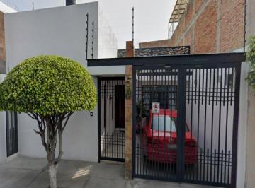 Casa de 3 habitaciones, Querétaro · Venta de Casa en Queretaro Queretaro Panamericano
