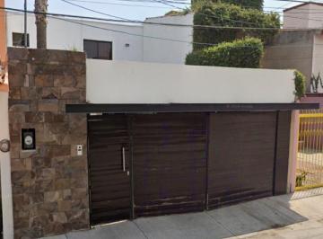 Casa de 4 habitaciones, Corregidora · Venta de Casa en Queretaro El Pueblito Tejeda