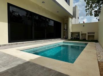 Casa · 431m² · 4 Recámaras · 3 Estacionamientos · Casa en Venta en Residencial Via Cumbres