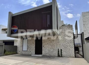 Casa de 4 habitaciones Venta MN 10,390,000 · Casa Venta Mision San Jeronimo