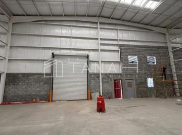 Bodega comercial de 1 habitación, Saltillo · Bodega en Renta con Oficina en Vitto Alessio Robles