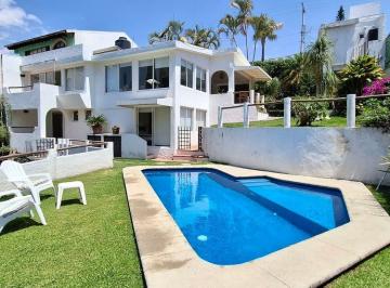 Casa de 4 habitaciones, Cuernavaca · Renta Casa Sola Semi Amueblada Estilo Mediterráneo