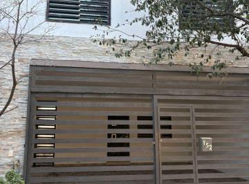 Casa de 3 habitaciones, Apodaca · Casa en Renta en Los Arrecifes en Apodaca