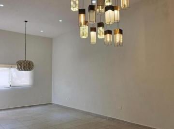 Casa en condominio · 280m² · 3 Recámaras · 2 Estacionamientos · Amplia Casa en Antigua Residencial, Impecable Vista a Áreas Verdes
