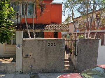 Casa de 3 habitaciones, Tampico · Casa en Venta en Tamaulipas Tampico Insurgentes