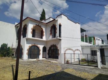 Casa · 221m² · 7 Recámaras · Casa en Privada en Santa María Ahuacatitlán Cuernavaca - Maz - 2634 - Cp
