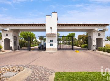 Terreno / Lote · 199m² · Terreno en Esquina en Ciudad Maderas Privada Olivo – Listo Para Proyecto Premium